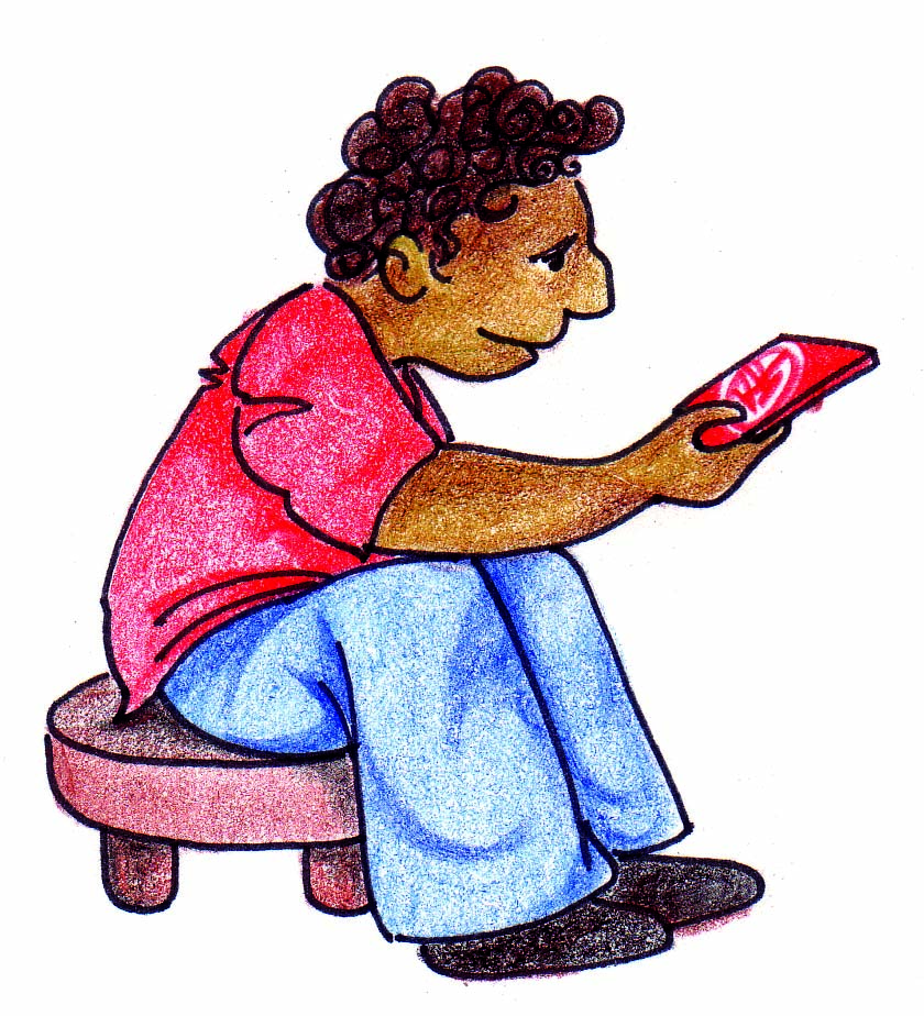 लड़का स्टूल पर बैठा है