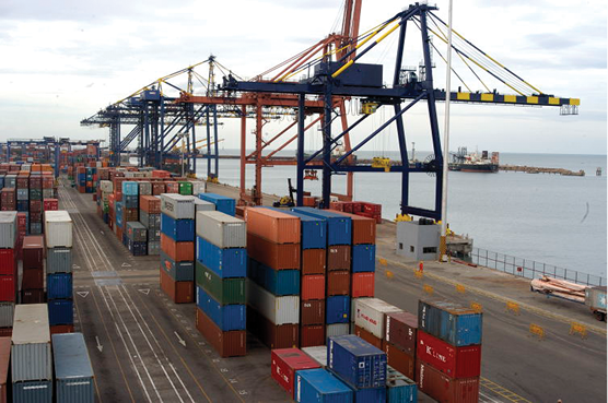 Containers at port_fmt